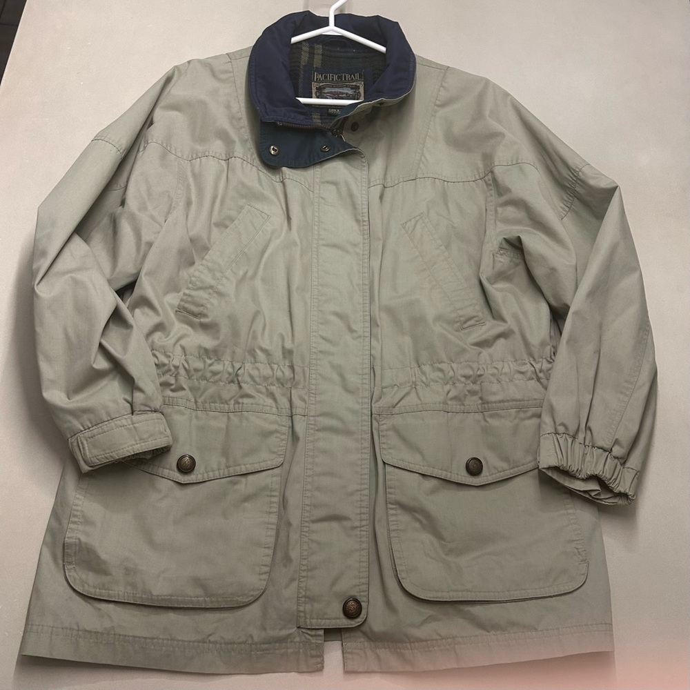 Vintage Pacific Trail Women’s Tan UtilityJacket with Navy Trim , Size XL - Picture 4 of 8